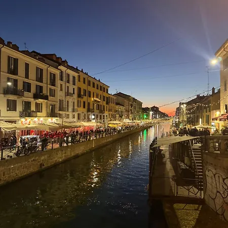 Cozy Oasis On The Navigli * Milánó
