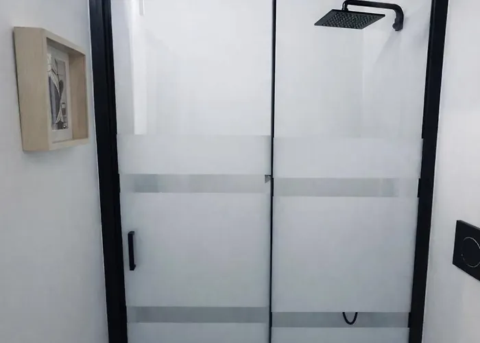 Cozy Oasis On The Navigli Apartament Mediolan